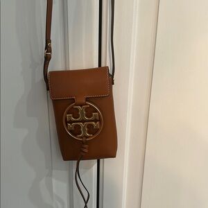 Cross shoulder bag